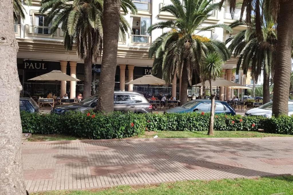 Tres Bel Appartement En Face Du Parc, Pres Du Novotel Мохамедия Екстериор снимка